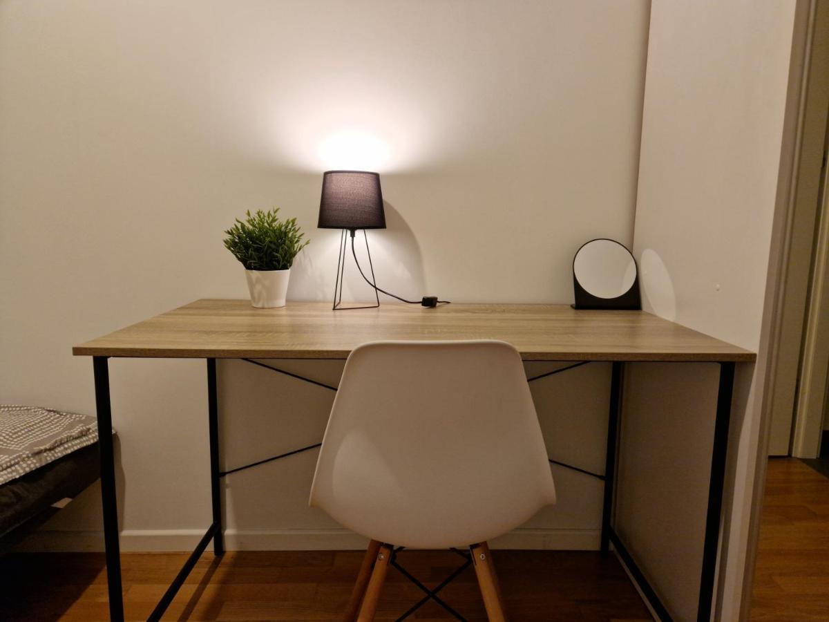 ורשה Graniczna Apartment Citycentre מראה חיצוני תמונה